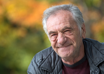 Erik (67): “Ik weiger mijn pensioen aan te spreken, mijn kinderen moeten eerst voor mij zorgen”