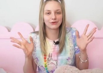 Paigy (25): “Ik nam ontslag om fulltime te leven als baby”