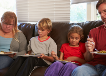 “Ik kan geen vakantie naar het buitenland betalen, is dat zielig voor mijn kinderen?”