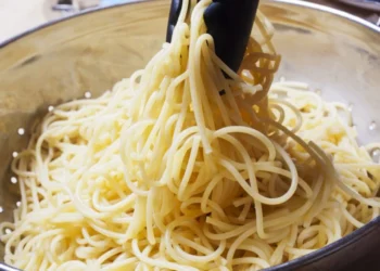 Pasta koken? Zo doe je dat super snel (en veel lekkerder!)