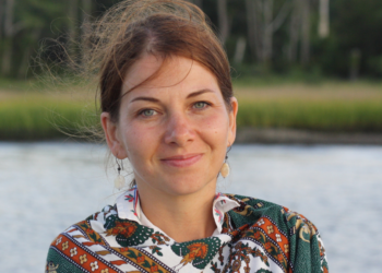 Aino (38) haar kinderen mogen maar 2 keer per week douchen: “Zo is de rekening hoog genoeg”