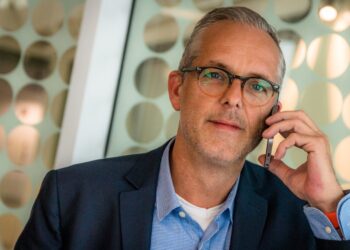 Marco (66): “De kids verwachten een erfenis, maar ik wil het uitgeven aan reizen”