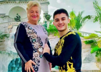 19-jarige Italiaan vraagt 76-jarige vrouw ten huwelijk: “Ze is de liefde van mijn leven”