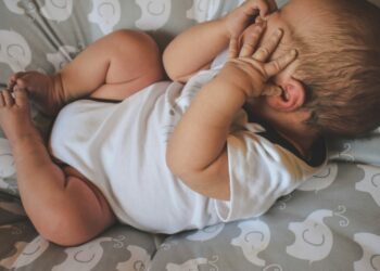 Ouders schokken met besluit om drie maanden oude dochter ter adoptie aan te bieden