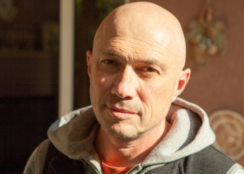 Jan (52): “Mijn vrouw gaat altijd voor A-merken, maar ik ben ervan overtuigd dat huismerken ons geld besparen”