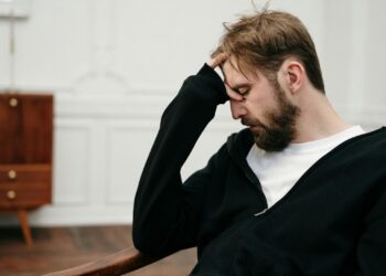 Ruben (42): ”We werken allebei fulltime, toch komen we eind van de maand tekort.”