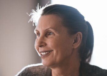 Helene (59): ‘Ik wil geen burencontact meer, ik ben er klaar mee dat iedereen alles van me wil weten’