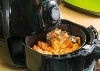 Opgelet: 3 dingen die je nooit moet klaarmaken in de airfryer (niet doen!)
