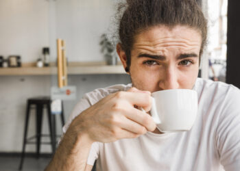 Dit zijn de heftige ontwenningsverschijnselen als je stopt met koffie drinken