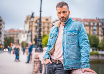 Jari (43): ‘Zolang ik een uitkering ontvang, doe ik weinig moeite om een baan te vinden’