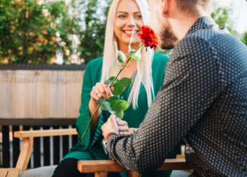 Sanna (36): “Ik kies bewust mannen die minder zijn dan ik”