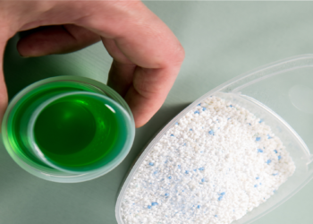 Vloeibaar wasmiddel of poeder: wat is de betere keuze?