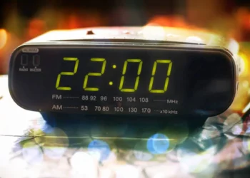 Let op! Dit is waarom je vandaag nog je wekker in de prullenbak moet gooien