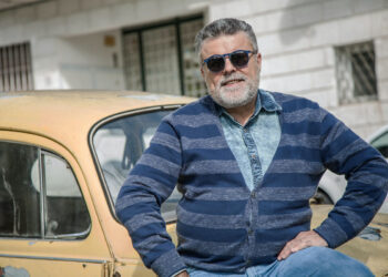 Bas werd verliefd op de beste vriendin van zijn overleden vrouw: “Ik was bang voor oordelen”