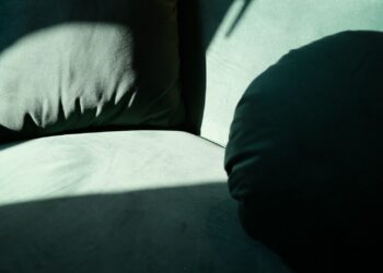 Superhandig: zó maak je fluwelen of velours meubels schoon