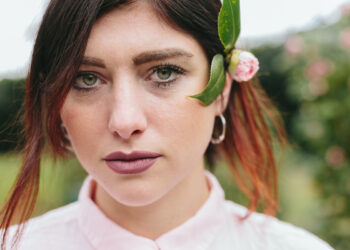 Jade (28): “Ik krijg een paniekaanval als ik mijn dochter (3) hoor huilen”