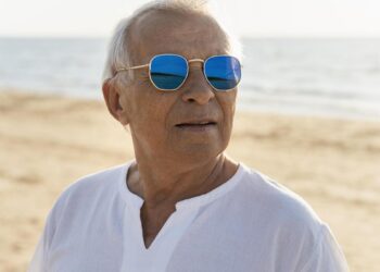 Pieter gaat 3x per jaar naar Thailand: “Mijn familie denkt dat ik iets fout doe, maar dat is niet zo”