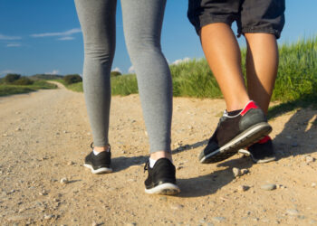 Wat is nu gezonder hardlopen of wandelen? Dit is het antwoord!