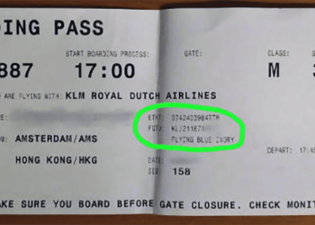 Dit is de reden waarom je NOOIT je vliegtickets moet weggooien!