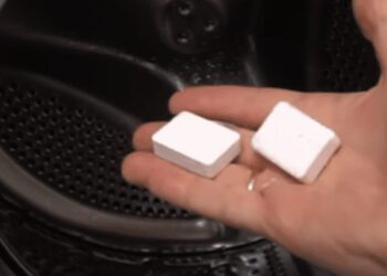 Met deze tip komt al het vuil uit de wasmachine (alle stank weg)