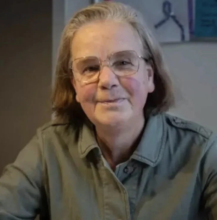 Carin (61) kan zelfs met twee banen niet rondkomen: ”Vaak geen warm eten”