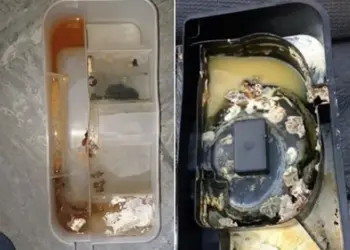 Zij laat de smerigste plek van elke koelkast zien (niemand maakt dit schoon)