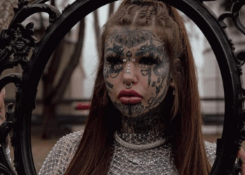 Amber (26) kan geen werk vinden: “‘Ik zoek een werkgever die niet oordeelt op uiterlijk”