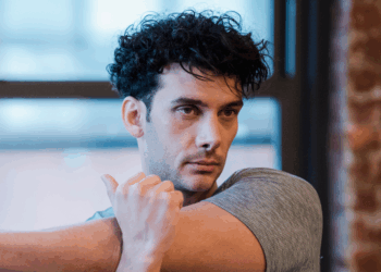 Brent (28): “Jongeren verdienen ook een plek op de woningmarkt, maar die geven ouderen ons niet”