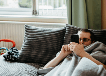 Imre (54): Mijn 28-jarige zoon heeft geen baan en woont nog thuis, hoe kan ik hem motiveren?”