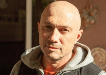 Johan (48): “Mijn zoon is vegan en ik weiger apart voor hem te koken, hij kan gewoon normaal eten”