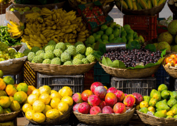 Met dit simpele trucje blijft je groente en fruit veel langer vers (en het is helemaal gratis)