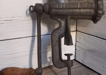 “Ik vond dit in een vintagewinkel, maar had geen idee wat het is” – bijna niemand herkent dit mysterieuze object