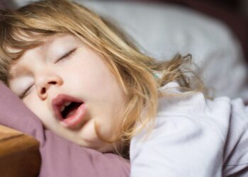 Bedtijd! Dit is volgens experts de beste tijd om je kind naar bed te brengen