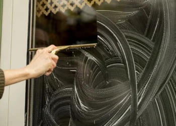 Deze 10 dingen hoef je maar één keer per jaar schoon te maken (en jij doet het vast vaker)