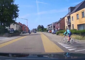 Video: Dit is waarom de meeste weggebruikers een hekel hebben aan wielrenners