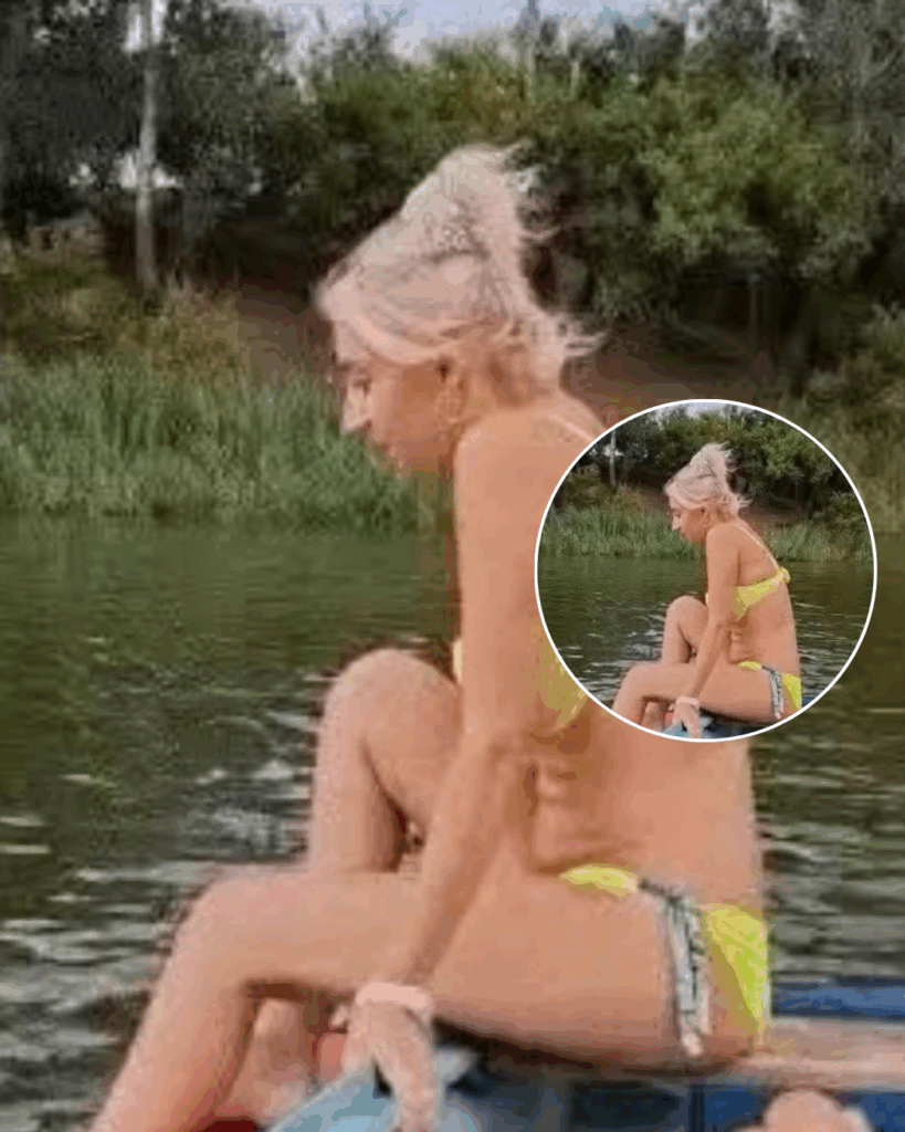 Speciaal voor deze vakantie heeft ze een nieuwe bikini gekocht op SHEIN..