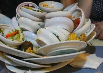 Dit zijn 10 dingen die horecagasten doen die bloedirritant zijn