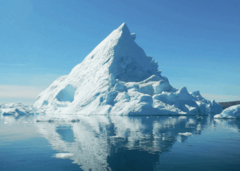 ‘s Werelds grootste ijsberg is in stukken gebroken en verdwijnt binnenkort volledig