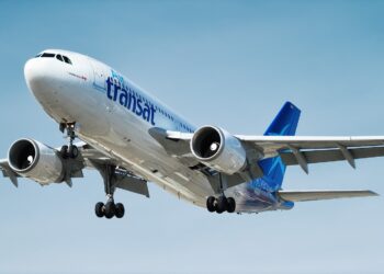 Iedereen zegt hetzelfde nadat man ‘weigert vliegtuigstoel op te geven voor rouwende moeder